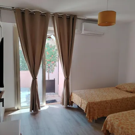 Apartment Boulouris Entre Et Piscine