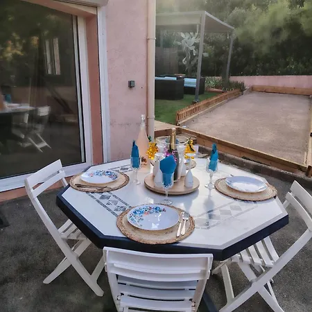 Apartment Boulouris Entre Et Piscine Saint-Raphael (Var)
