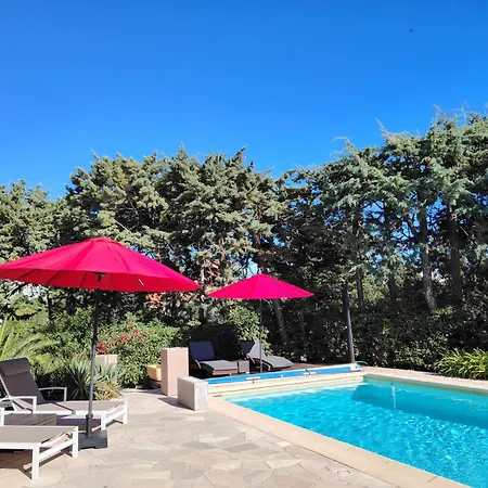 Boulouris Entre Et Piscine * Saint-Raphael (Var)